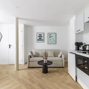 https://chapelle-ordener-magnifique-appartement-1br-4p-75018.fr-paris.fr