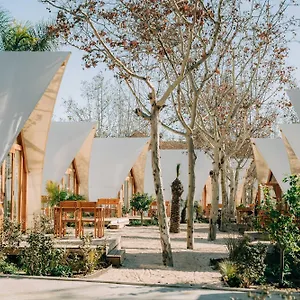 https://costa-del-sol-glamping-village.es-andalucia.com